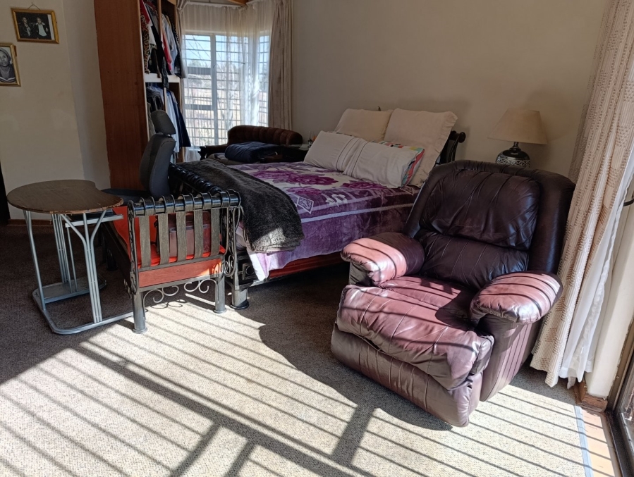 5 Bedroom Property for Sale in Spitskop SH Free State
